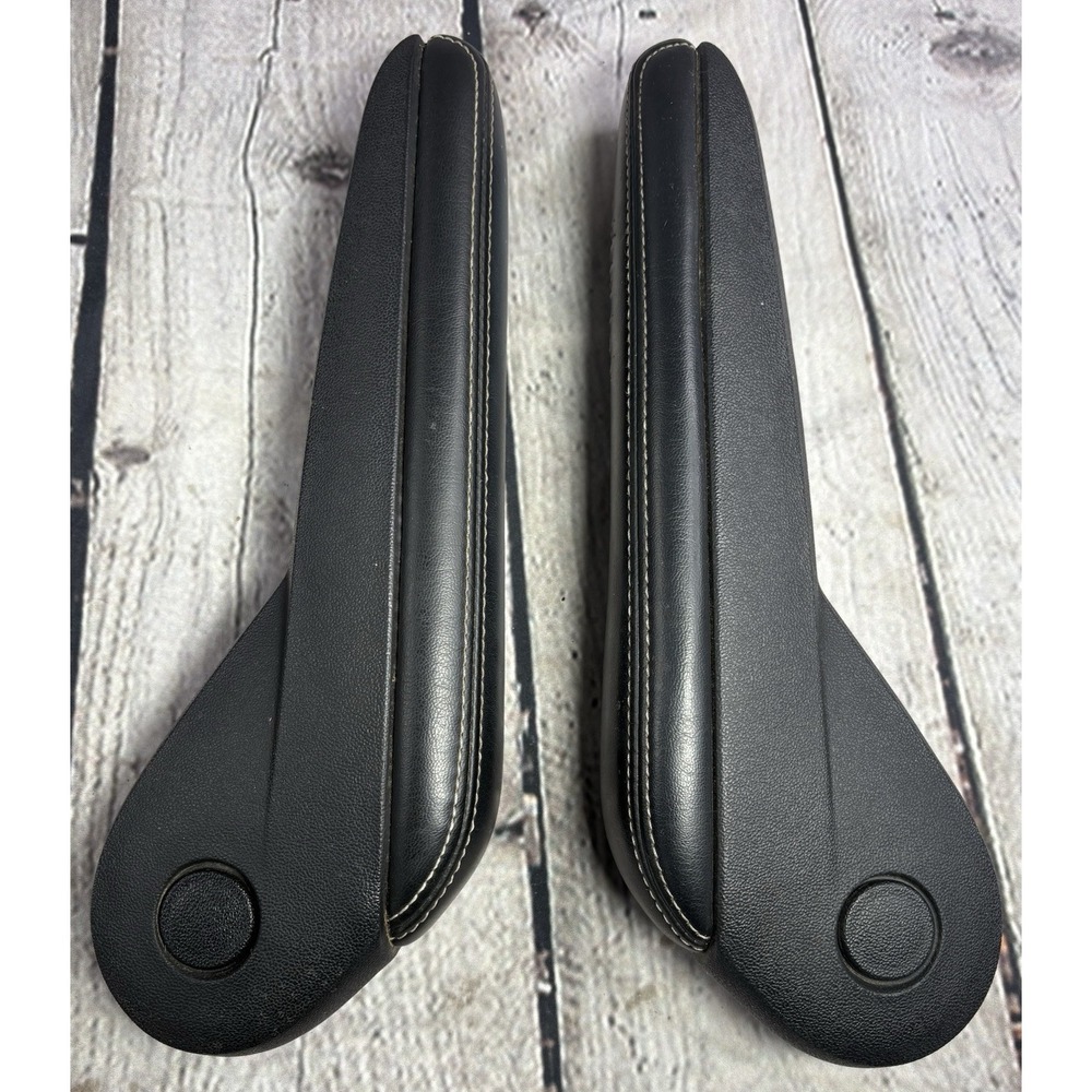 2011-2020‎ Dodge Grand Caravan Front Seat Armrest Set Driver Passenger Leather